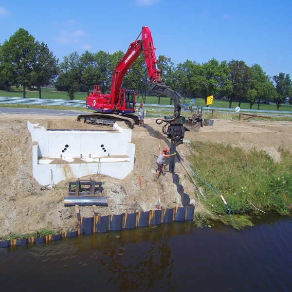 Project betonbouw Bruggen De Meene