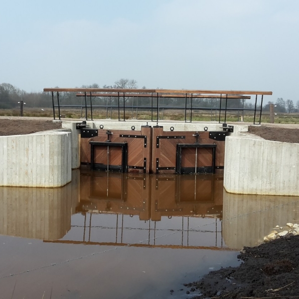 Project waterbouw Knijpstuw Reestdal